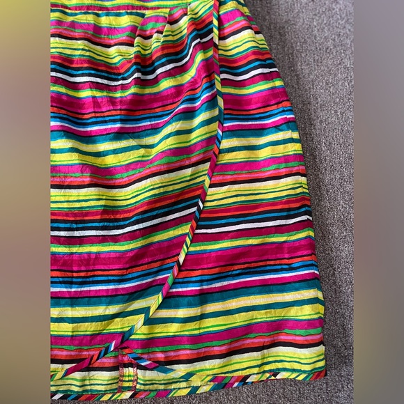 Nanette Lepore Senorita Stripe colorful 100% Silk Wrap Skirt Size 8 Medium - Picture 3 of 9